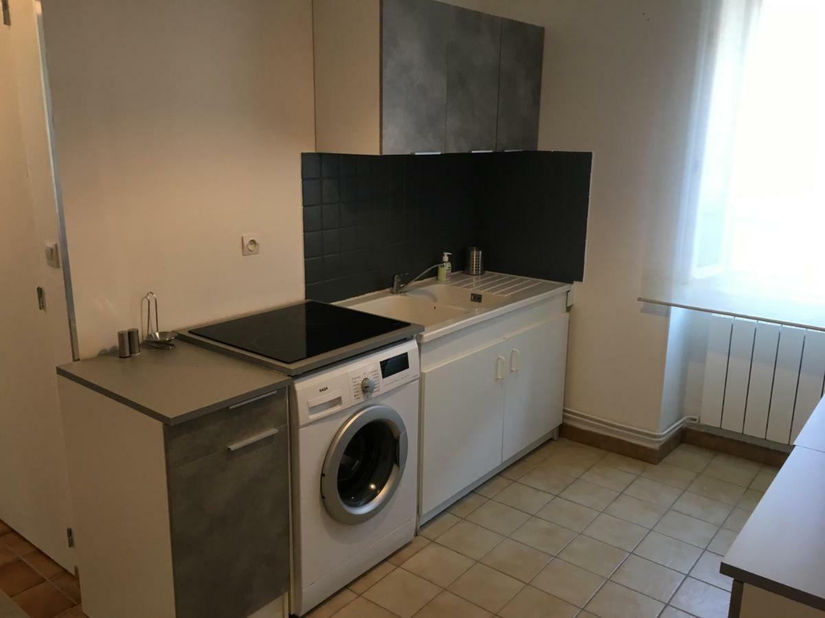 Charmant T2 RDC dans résidence avec parc arboré Saint-Pierre-le-Moûtier Esterno foto